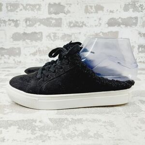 Nordstrom Rack  Slip On Clog Sneakers Black Laces Faux Fur Lining Flat E843